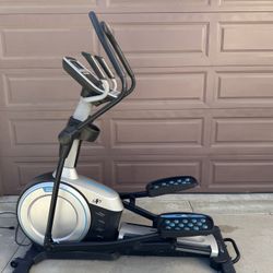 NordicTrack Elliptical E9.0Z