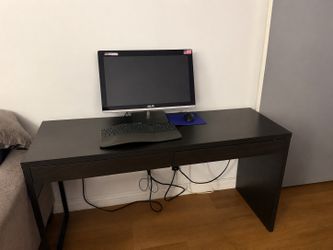 ASUS All-in-One Touchscreen Computer, Desk, Keyboard & Mouse for Sale
