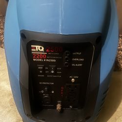 2500 watt digital inverter generator. Either $300 or $200. Read description. 