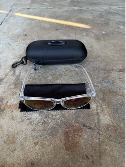 Oakley Frogskin Sunglasses Crystal Clear Violet Iridium Prizm Polarized Lens
