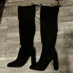 Women’s Above The Knee Boots Size 8