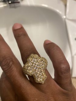 Cross Fingers Gold Ring 
