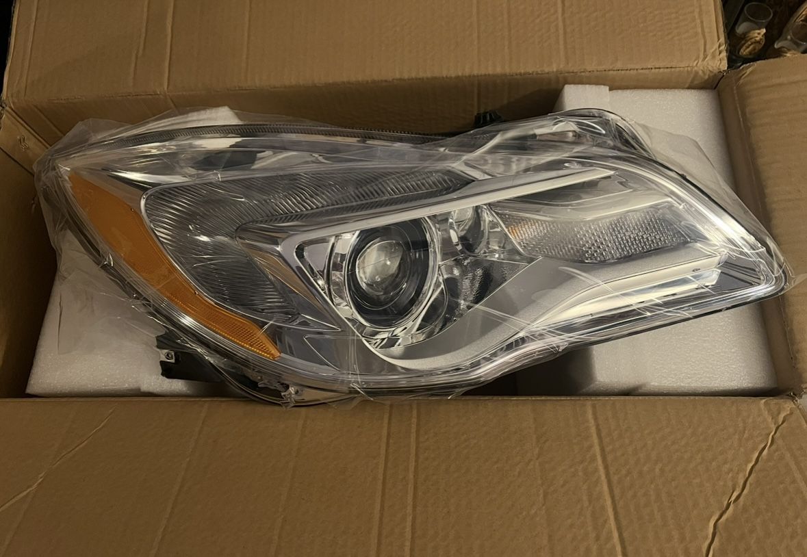 Buick Regal Head Lights Left/Right