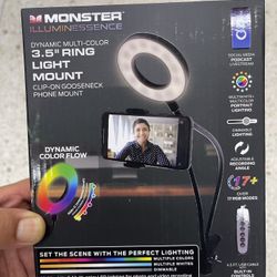 Multicolor Ring Light - Unopened