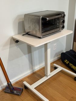Single White Desk