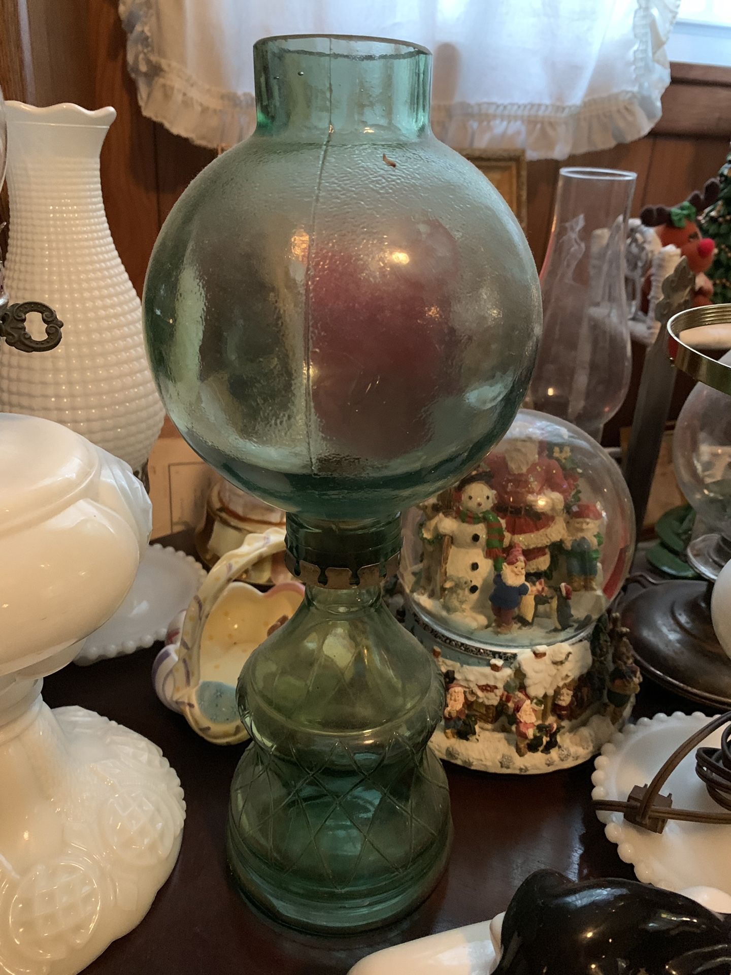 Rare Antique green oil lamp w/oval green globe