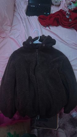 Brown fluffly sweater