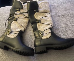 Knee High Leather & Sheepskin Unique Boots