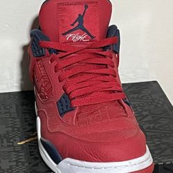 AIR JORDAN 4 RETRO SE Size 10.5