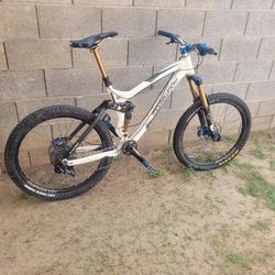Morewood Jabula Heavily Upgraded MTB