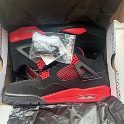 Jordan 4’s red And Black