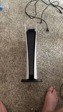 PS5 digital 2 controllers, hdmi, and power cord.