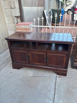 Dresser