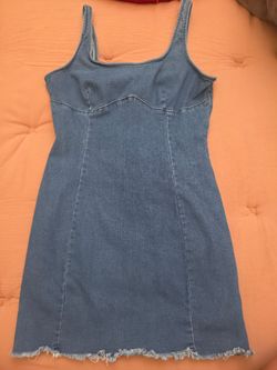 Size 8/10 Light Wash Denim Mini Dress