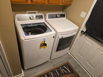 MIDEA  WASHER &  DRYER   MATCHING  SET  