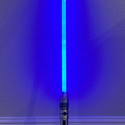 STAR WARS GALAXY’S EDGE SAVI’S WORKSHOP CUSTOM LIGHTSABER PEACE AND JUSTICE