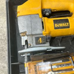 DeWalt  DW318 Jig Saw