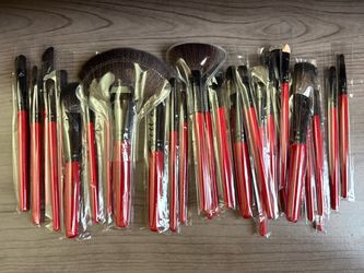 32 pack compact make up brushes set