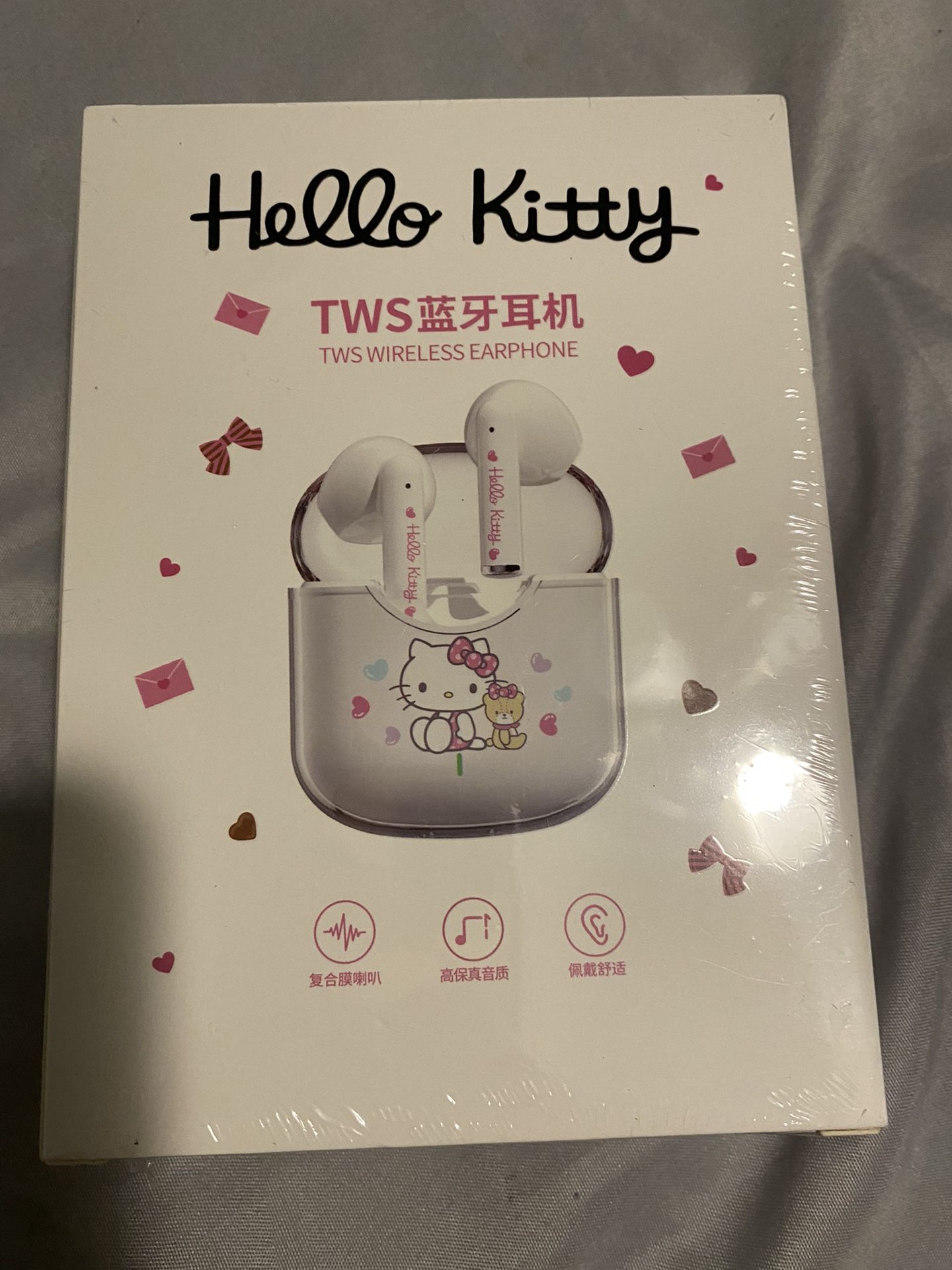 Hello Kitty Earbuds  