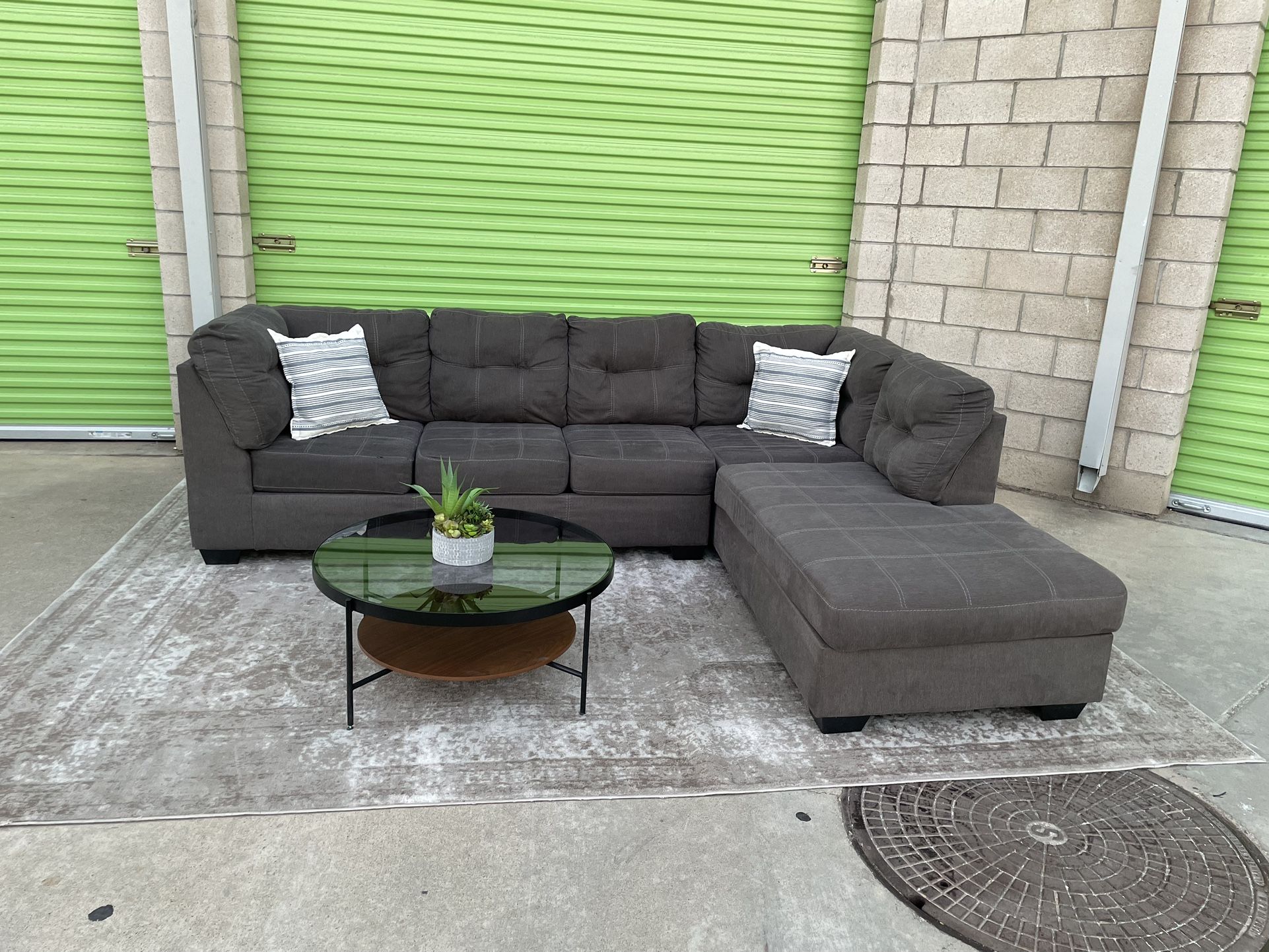 *Free Delivery* Gray Ashley Sectional Couch Sofa