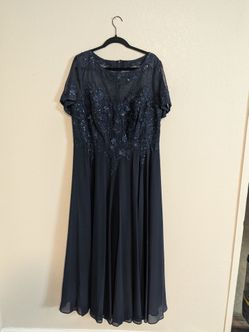 Blue Formal floor length gown/dress size 14W......$100 cash only please