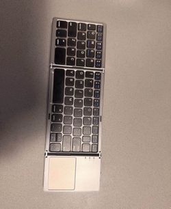 Foldable Bluetooth Keyboard with Touchpad – Works Great