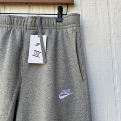 Nike Joggers Men Size M medium New W Tags