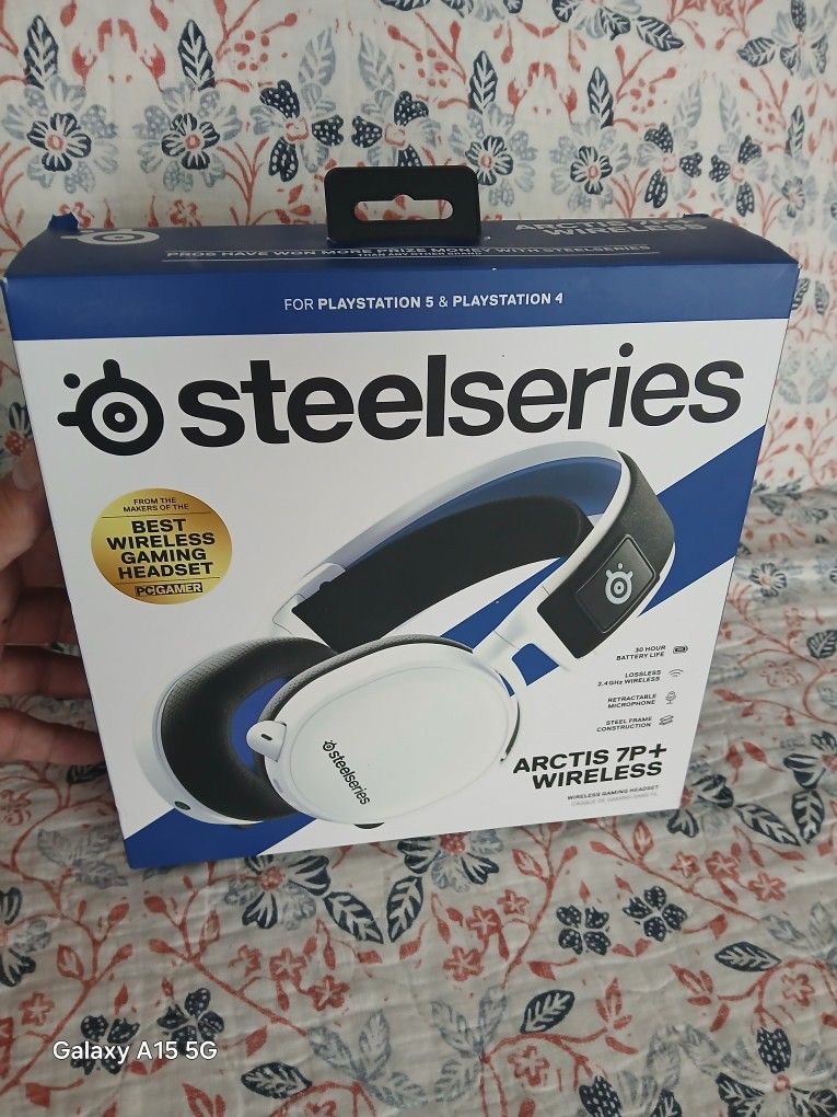 PS5/PS4 Steelseries Arctis 7P+ Headphones 