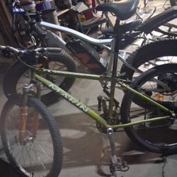 Marin Mountain Bike Small Ekthrage Grade