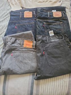 Levi's 