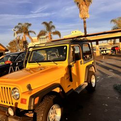 TJ Sport Addition 4x4  Low Miles Five Speed