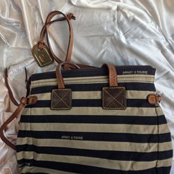 Dooney And Bourke Bag