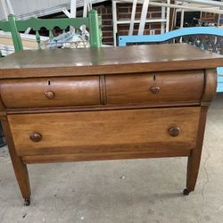 VINTAGE WOOD DRESSER/ WASHSTAND