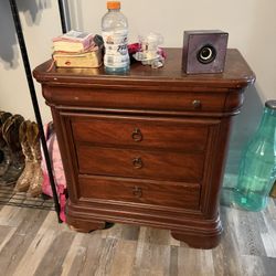 Bed Frame- Dresser- Side bed Drawers