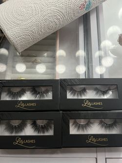 Lilly Lashes 