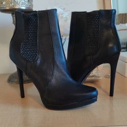 SEXY Black Mia Ankle Boots Size 8 