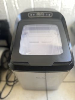  Ice Maker Machine – Works Great + Ice Bags Included 