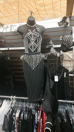 The unik nech boutique website is {url removed}