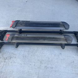 Yakima Crossbars & Snowboard/Ski Rack