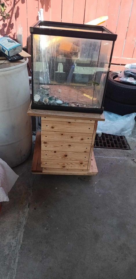 Fish Tank Or Reptiles Tank 