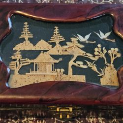 Vintage Jewelry Box With Jewelry 