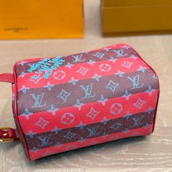 Bags Toiletry bags, handbags