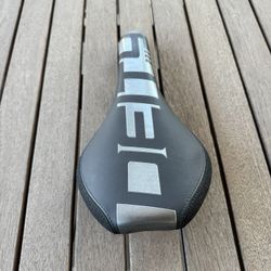 Deity Speedtrap Bike Saddle