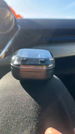 Samsung earbuds