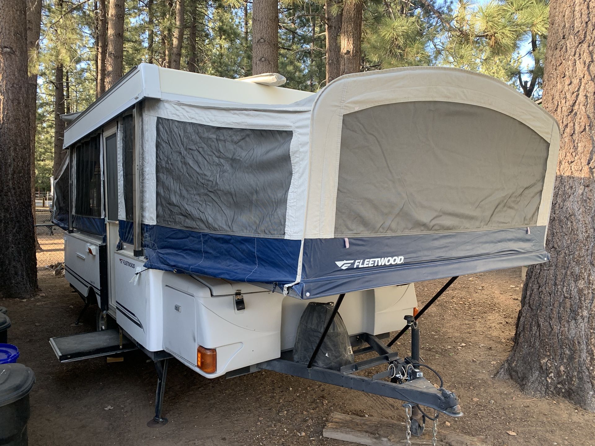 2007 Fleetwood Tent trailer