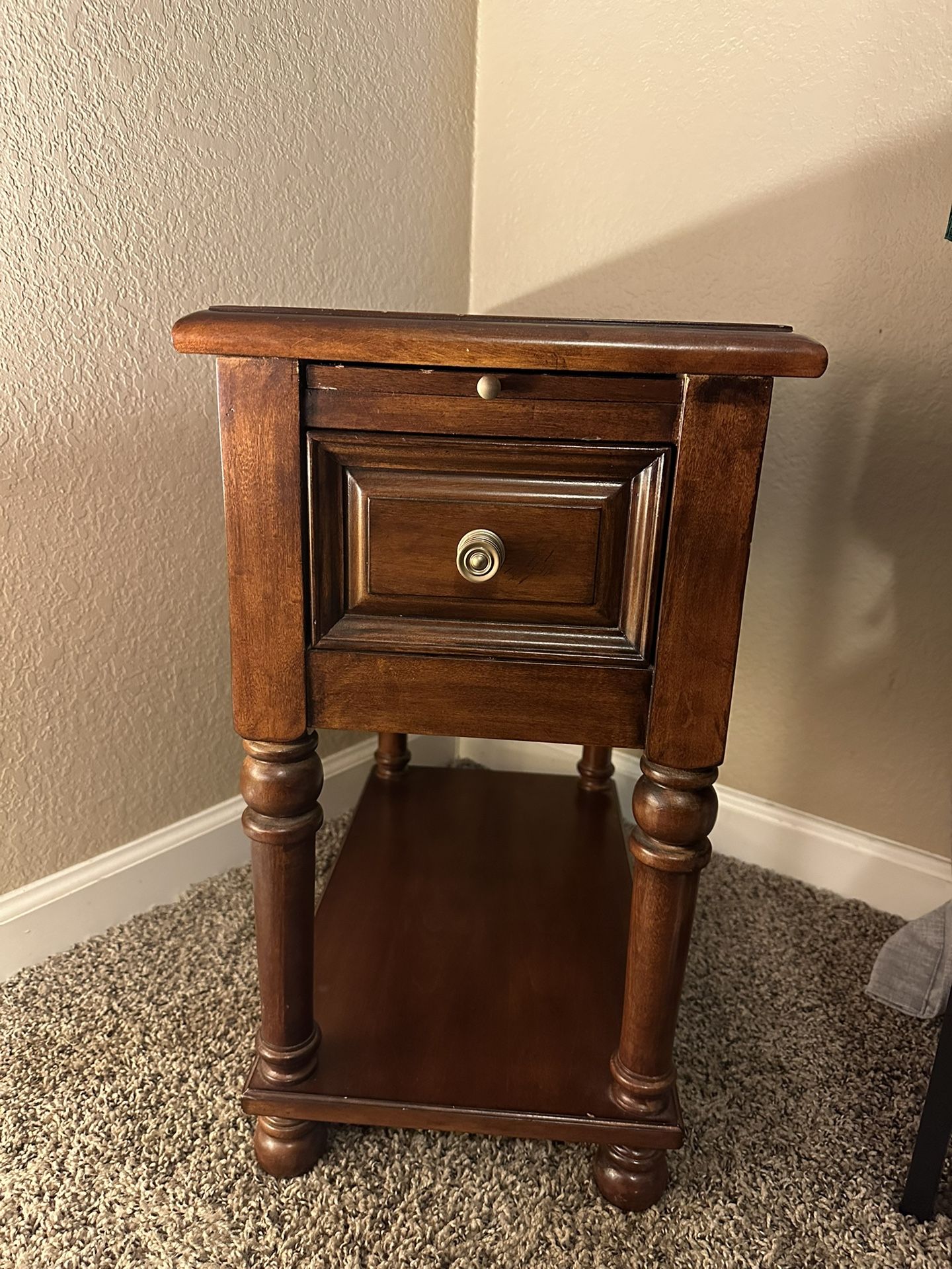 Accent Table Lane Hunt's Point Recliner Accent Table with Drawer 8710