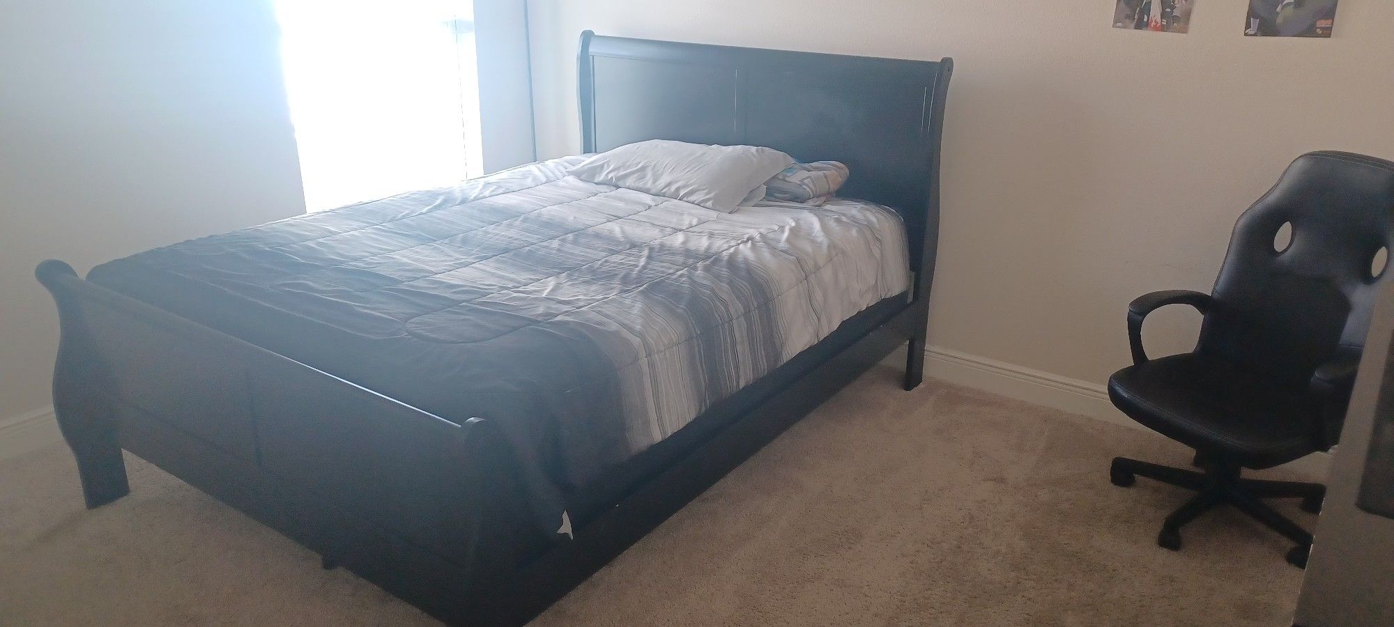 Queen Bed Set With Dresser