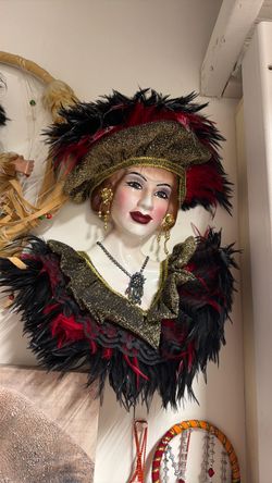 Decorative item
