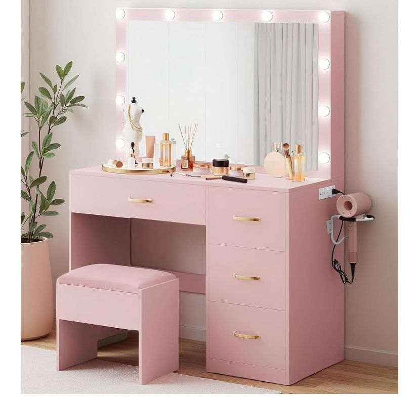 Vanity Table With Mirror And Seat