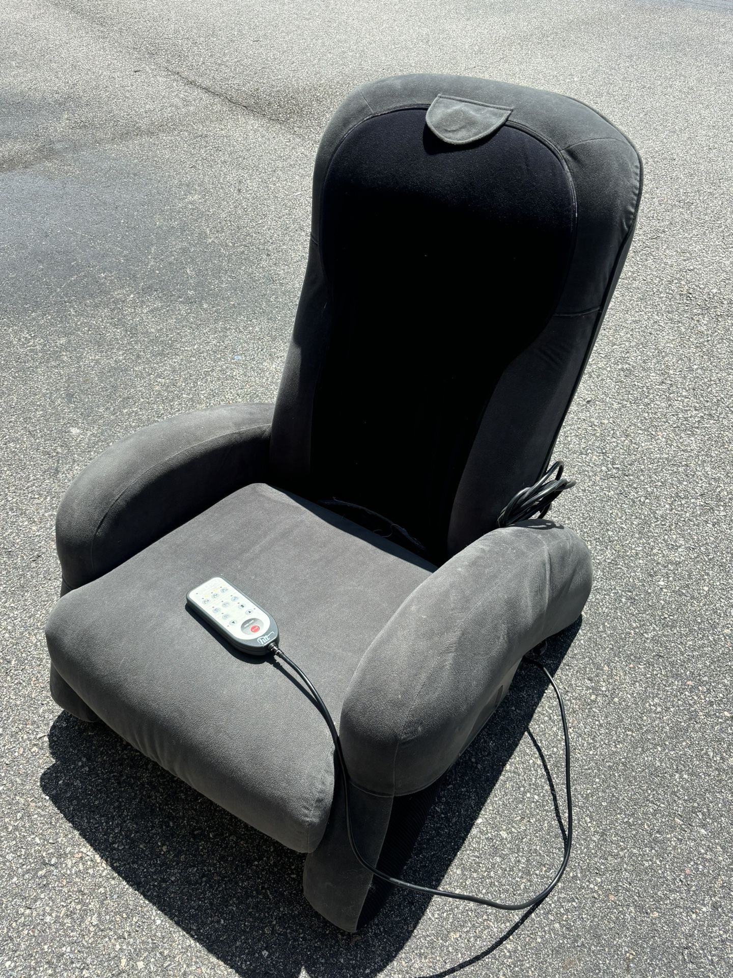 Human Touch iJoy 100 Massage Chair Massaging Recliner Gray Fabric